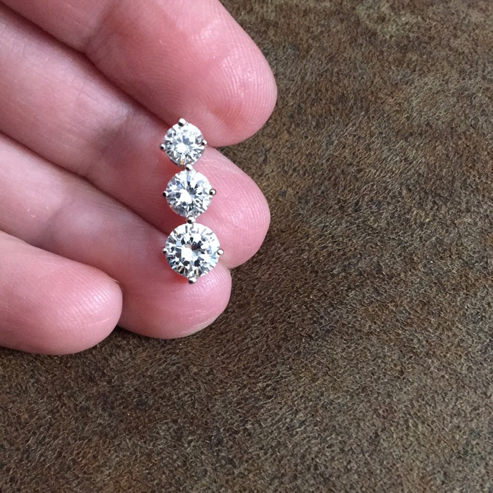 Sterling pendant with CZ stones